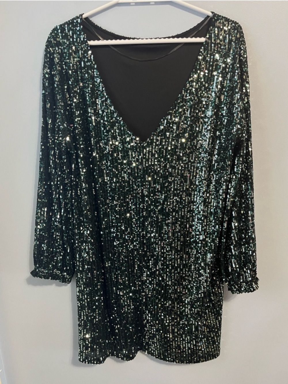 Full Sequin Shimmery Green V-Neck Long Sleeve Stretch Mini Dress Relaxed Fit